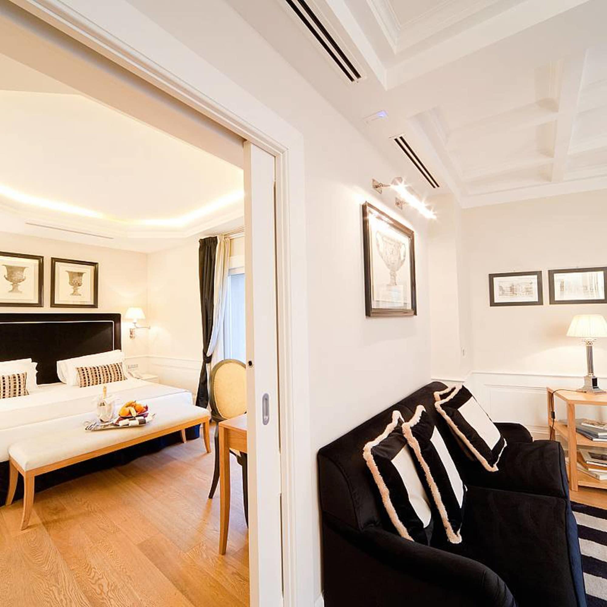 Trevi Palace Luxury Inn Rom Exteriör bild