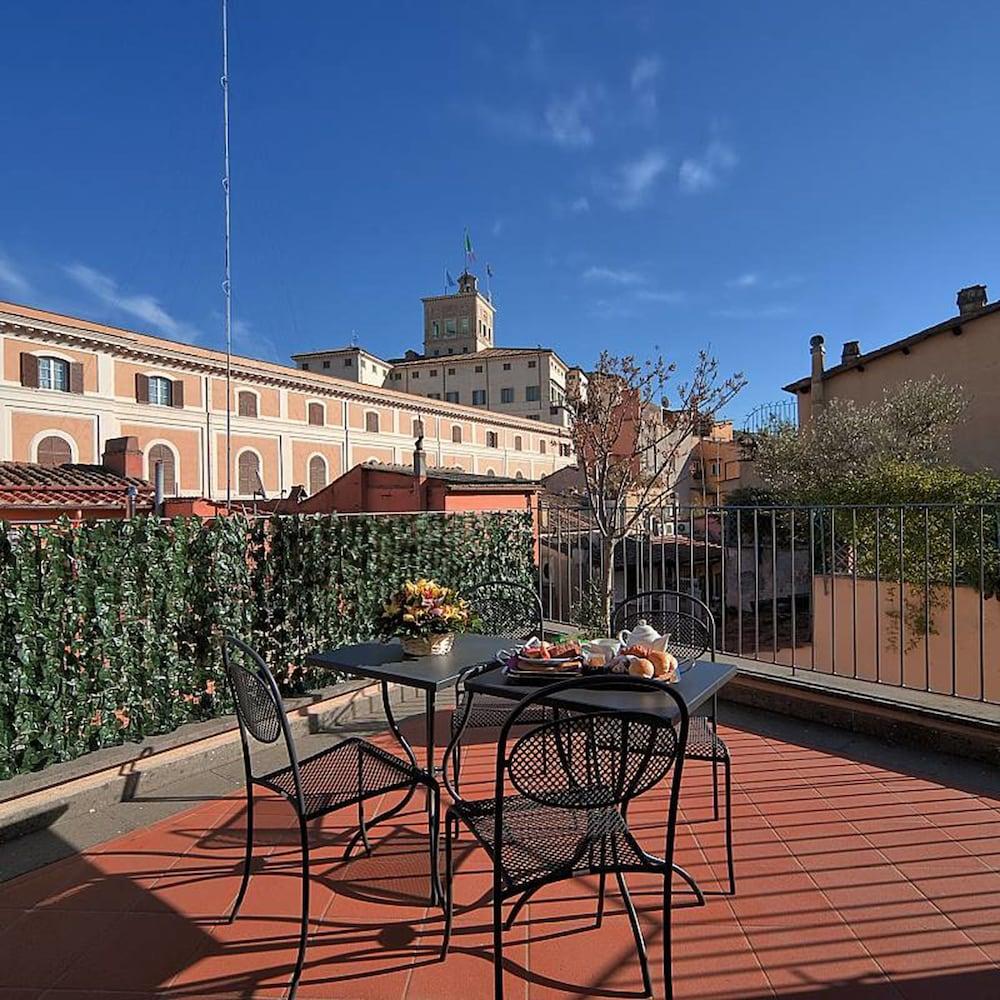 Trevi Palace Luxury Inn Rom Exteriör bild