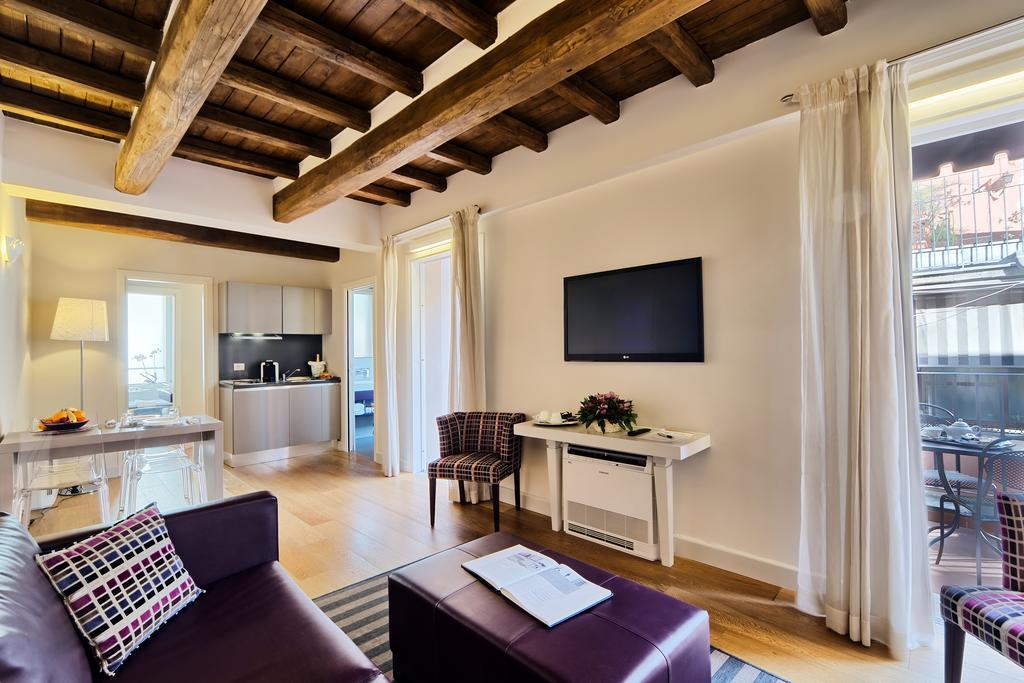 Trevi Palace Luxury Inn Rom Exteriör bild